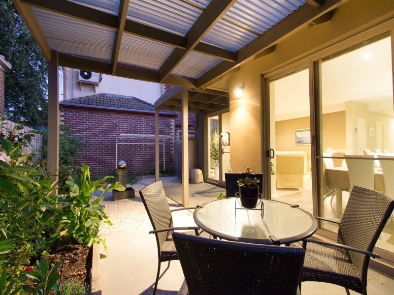 2/27 Naples Street, Mornington VIC 3931