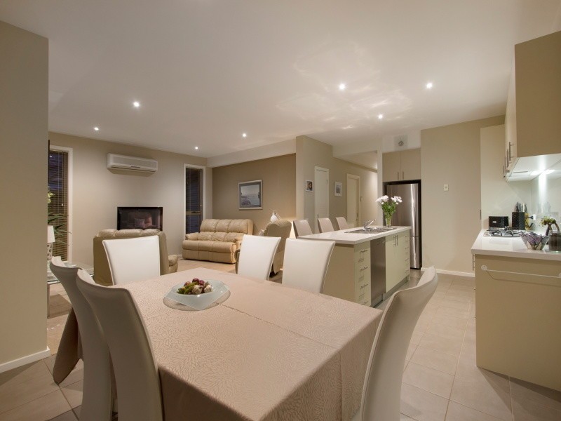 2/27 Naples Street, Mornington VIC 3931