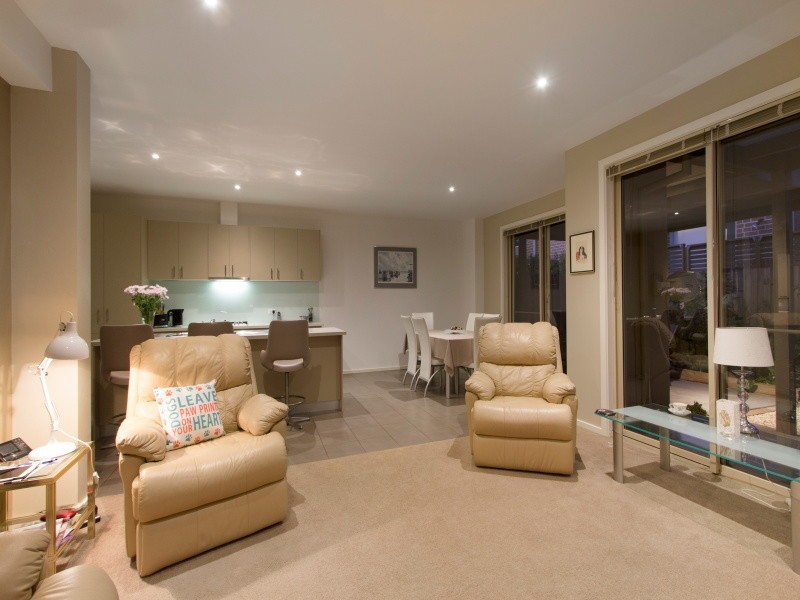 2/27 Naples Street, Mornington VIC 3931