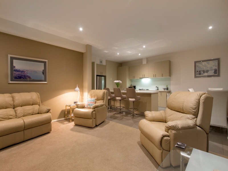 2/27 Naples Street, Mornington VIC 3931