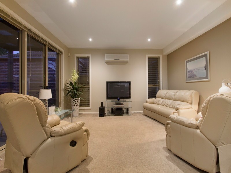 2/27 Naples Street, Mornington VIC 3931