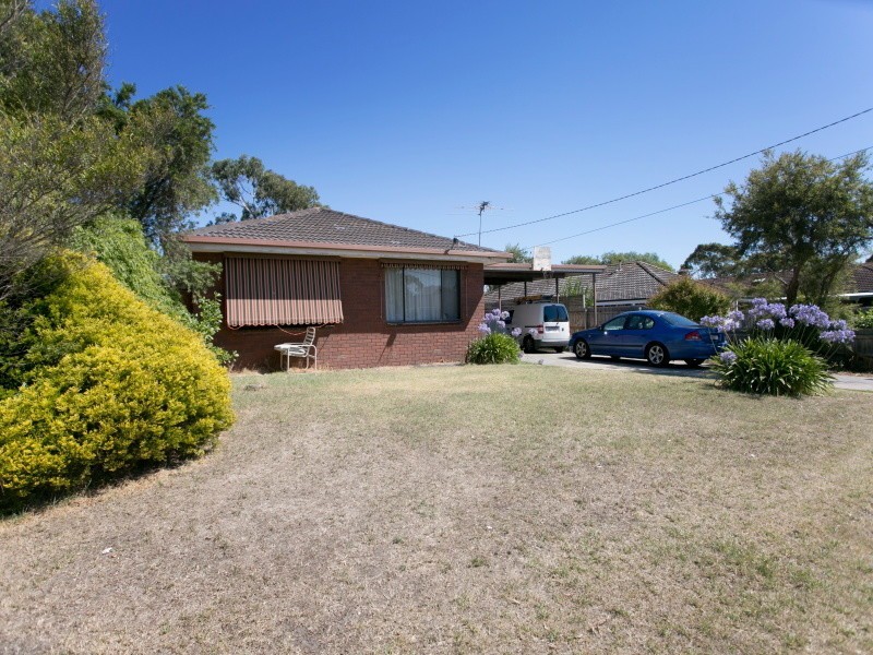 14 Carnoustie Grove, Mornington VIC 3931