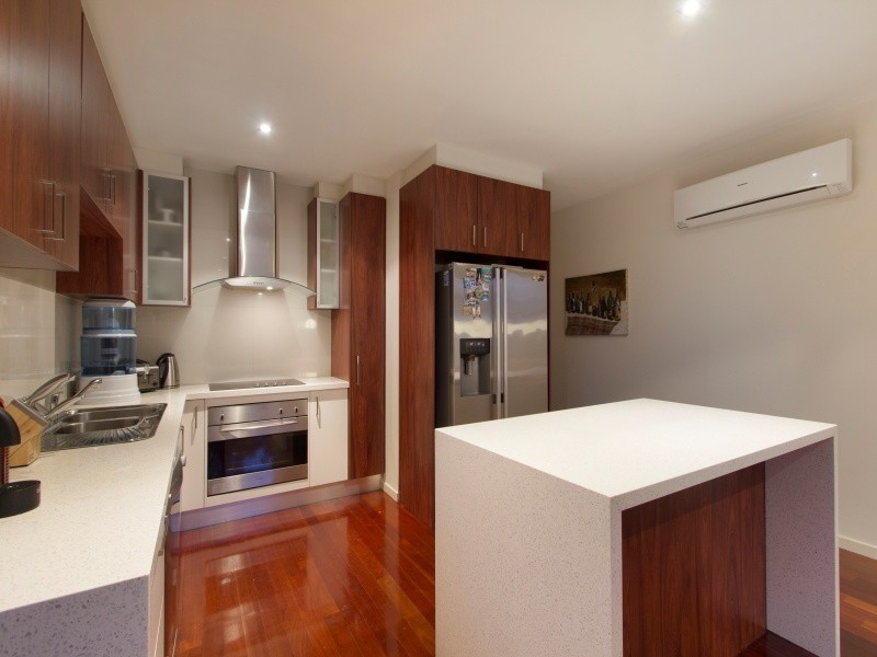 4/247 Dromana Parade, Safety Beach VIC 3936