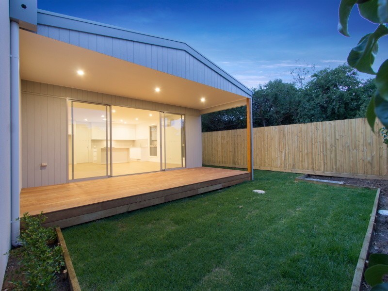 1/5 Radley Street, Mornington VIC 3931