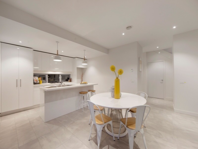 7 Sunningdale Avenue, Mornington VIC 3931