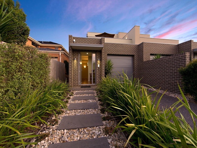 9 Yacht Court, Mornington VIC 3931