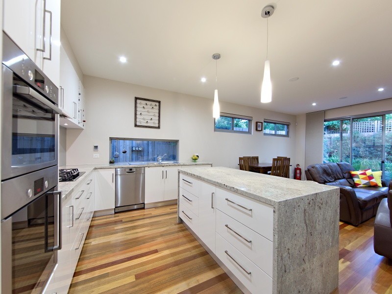 9 Yacht Court, Mornington VIC 3931