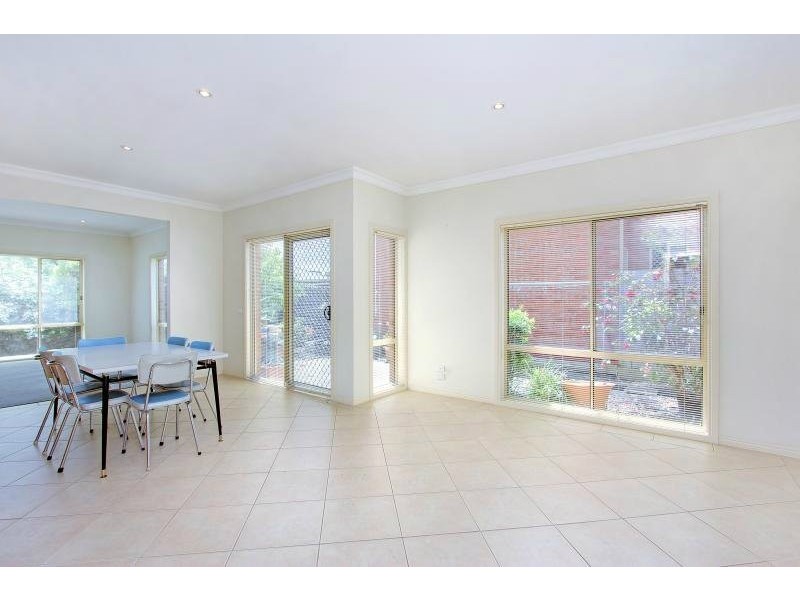 2/1 Haig Street, Mornington VIC 3931