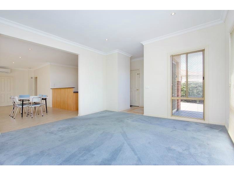 2/1 Haig Street, Mornington VIC 3931