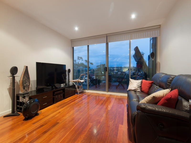 307/22 Main Street, Mornington VIC 3931