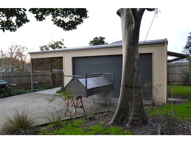11 Ti-Tree Grove, Mornington VIC 3931