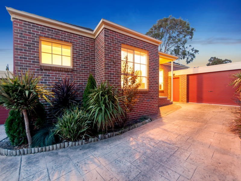 4/9 Lucerne Avenue, Mornington VIC 3931