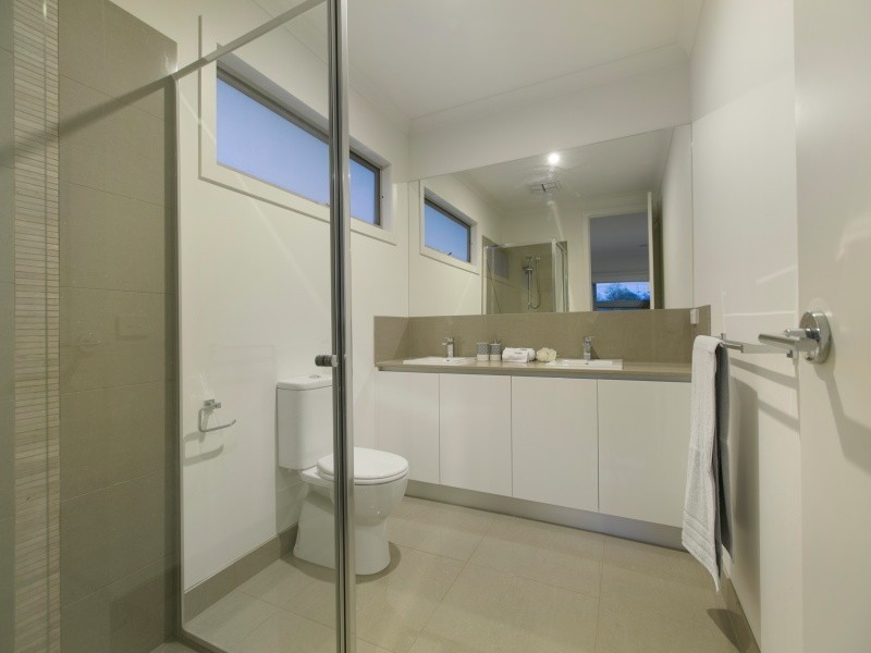 9/47 Green Island Avenue, Mount Martha VIC 3934