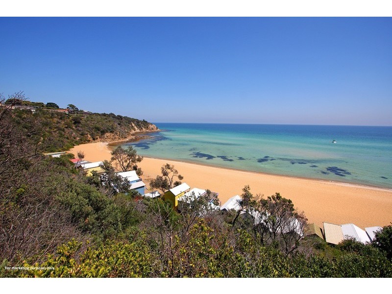 1/24 Van Ness Avenue, Mornington VIC 3931