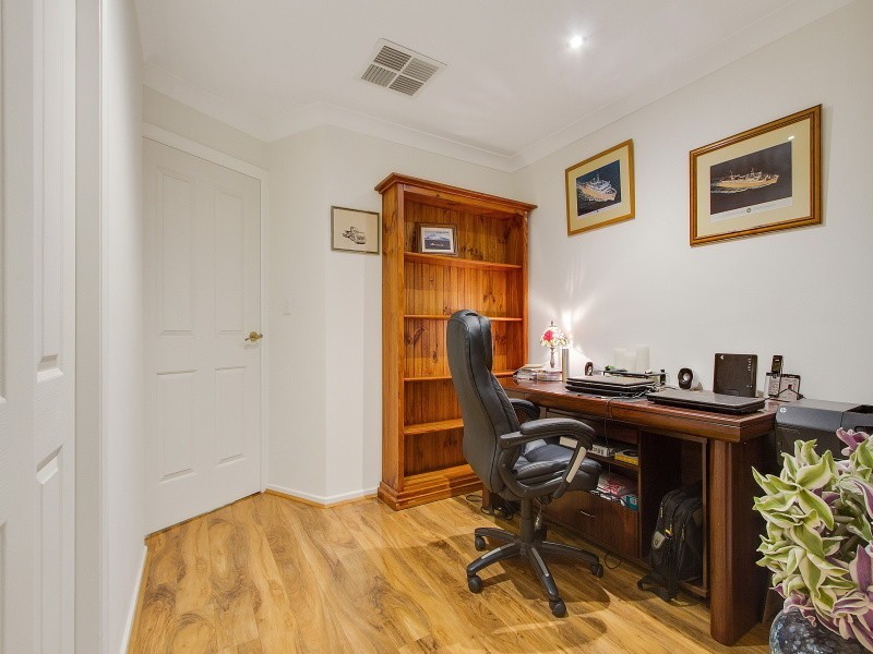 23 Flora Road, Mount Martha VIC 3934