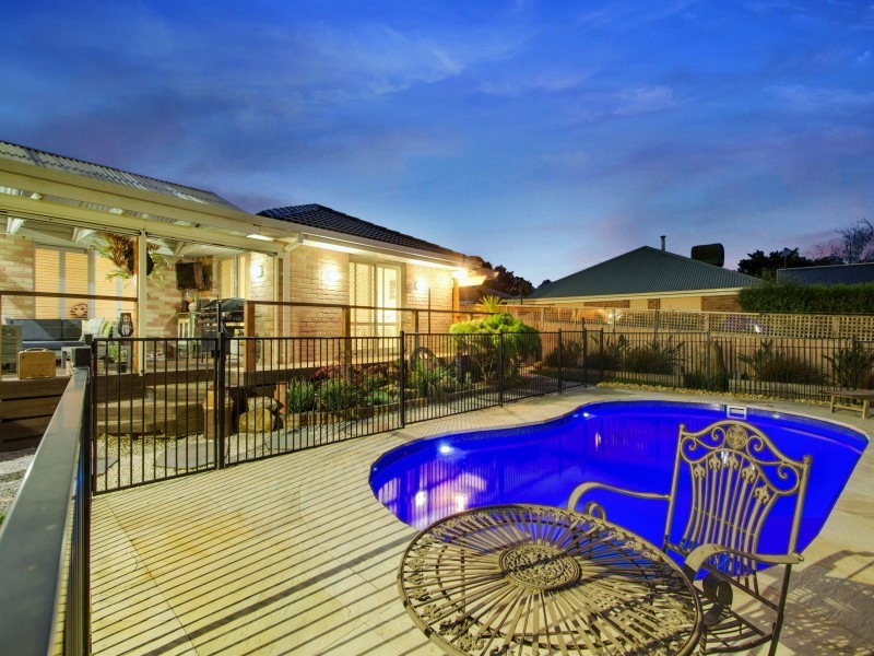 23 Flora Road, Mount Martha VIC 3934