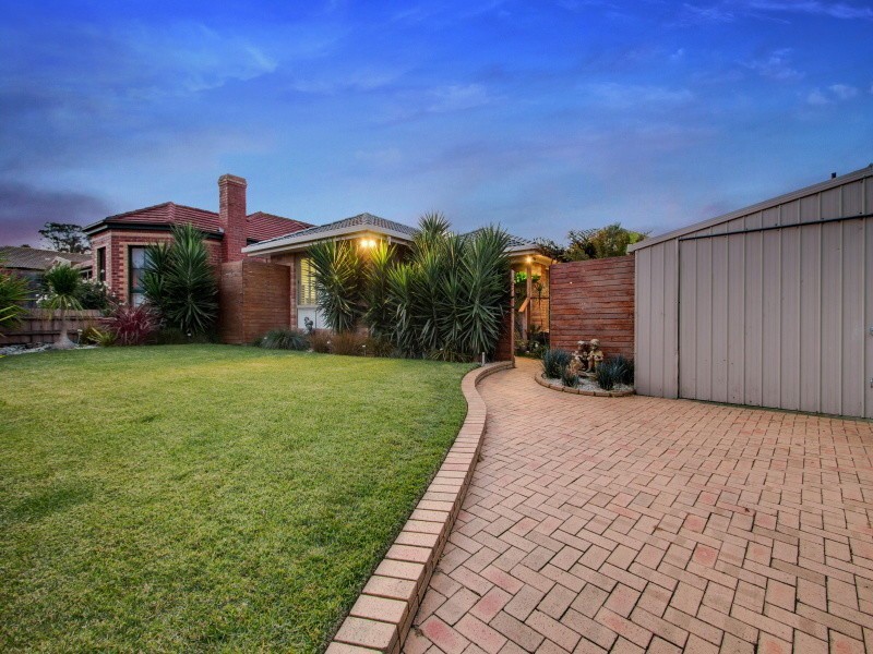 23 Flora Road, Mount Martha VIC 3934