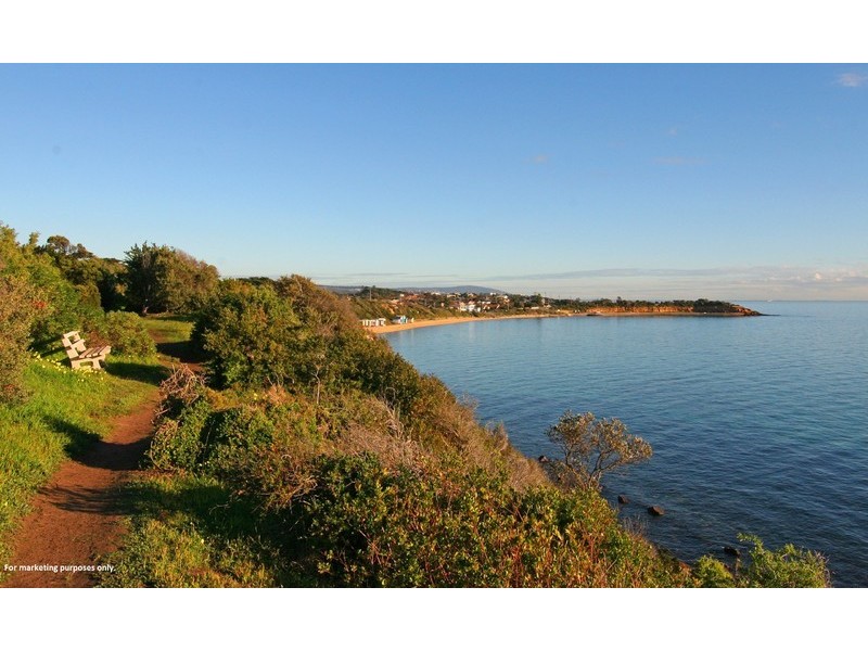 1/4 Darcy Street, Mornington VIC 3931