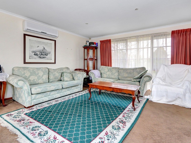 7 Hakea Drive, Mount Martha VIC 3934