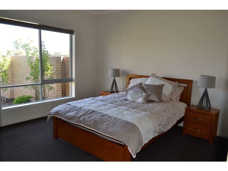 9/41 Green Island Avenue, Mount Martha VIC 3934