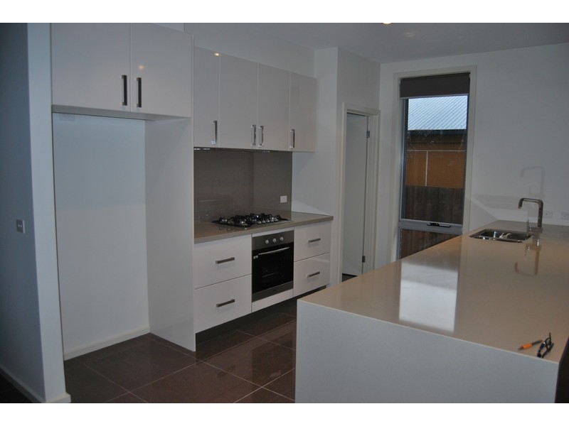 6 Karella Crescent, Mornington VIC 3931