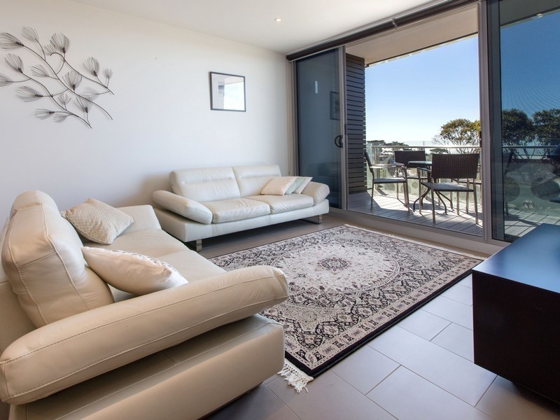 303/22 Main Street, Mornington VIC 3931