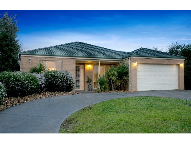 99 St Mitchell Circuit, Mornington VIC 3931