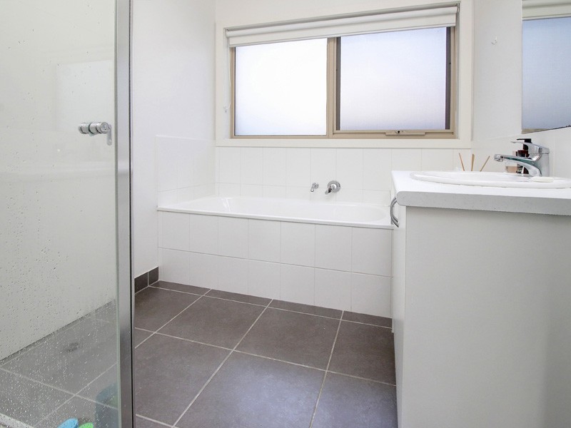 1/5 Wood Street, Mornington VIC 3931