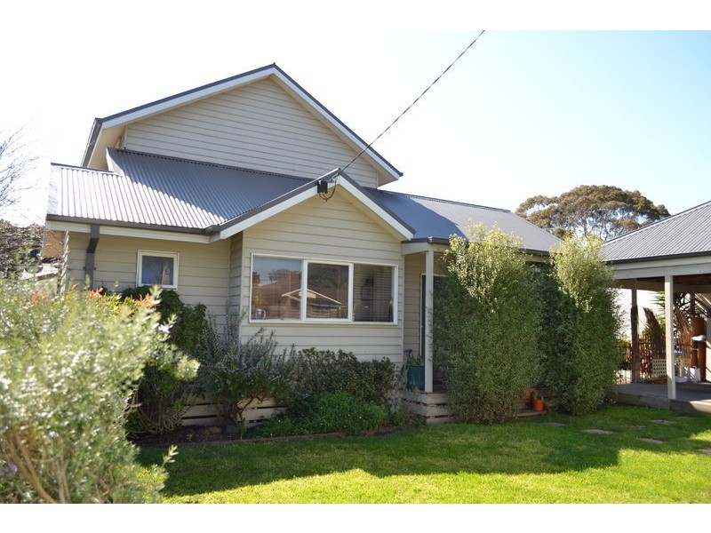 5 Oakland Street, Mornington VIC 3931