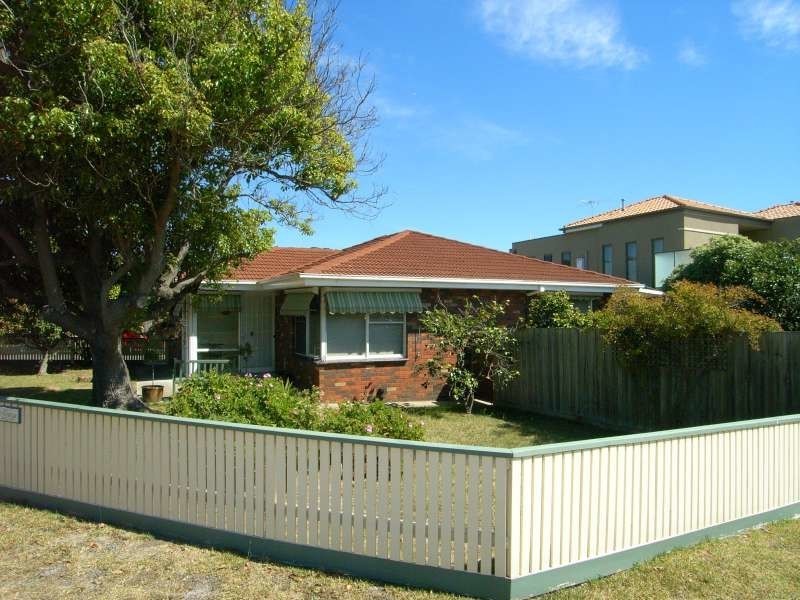 1/7 Marine Avenue, Mornington VIC 3931