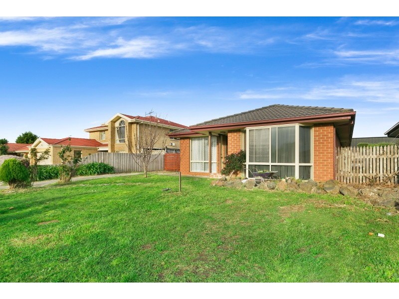 87 St Mitchell Circuit, Mornington VIC 3931