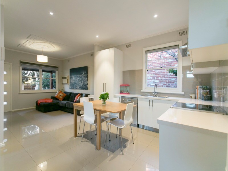 2 Bayview Road, Mornington VIC 3931