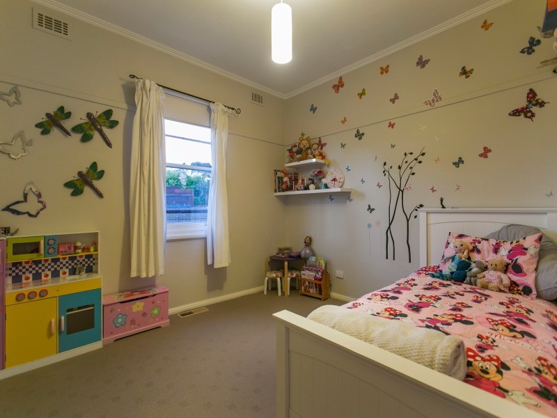 2 Bayview Road, Mornington VIC 3931