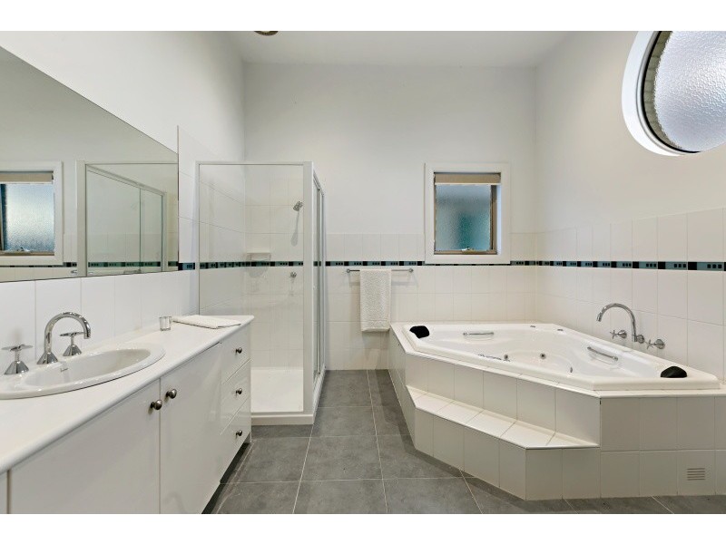 621 Esplanade, Mornington VIC 3931