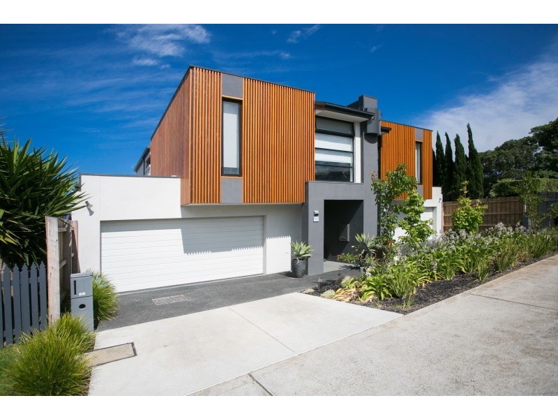 4a Tarook Way, Mornington VIC 3931