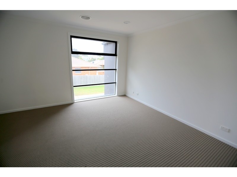 4a Tarook Way, Mornington VIC 3931