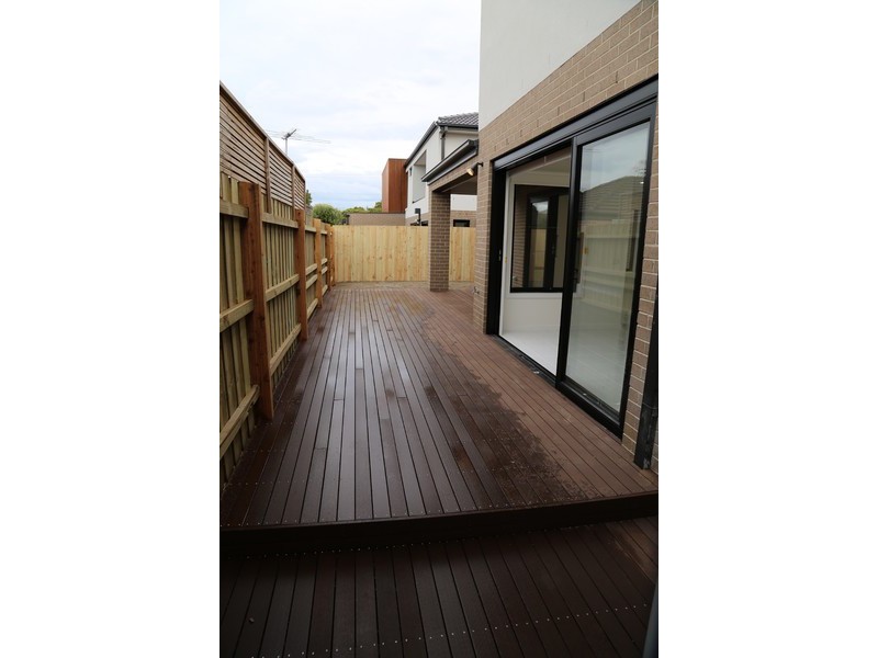 4a Tarook Way, Mornington VIC 3931