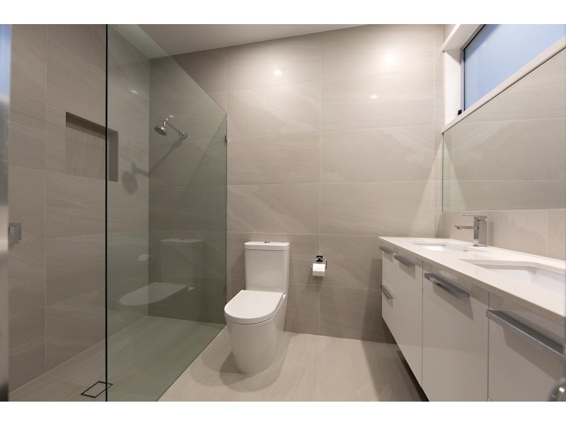 2a Bayview Road, Mornington VIC 3931