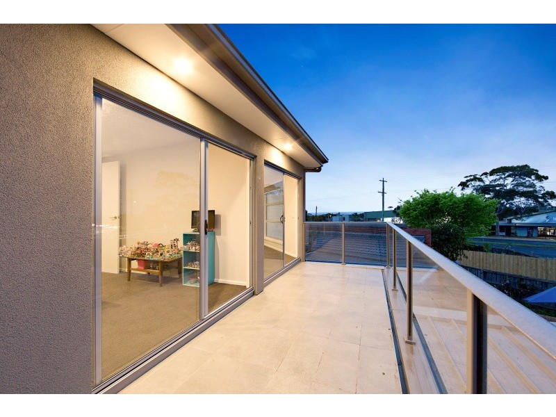 2a Bayview Road, Mornington VIC 3931