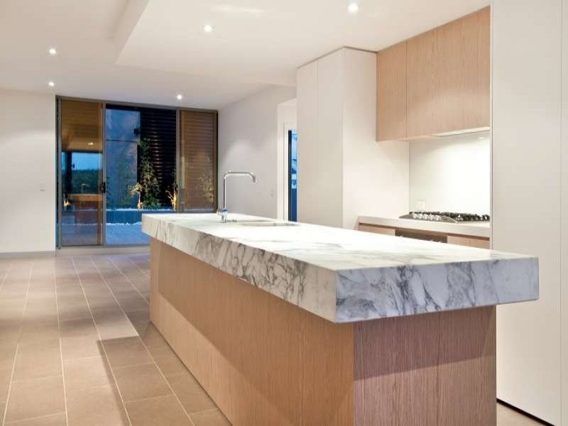 201/22 Main Street, Mornington VIC 3931