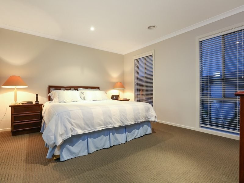 6 Sefton Grange, Mount Martha VIC 3934