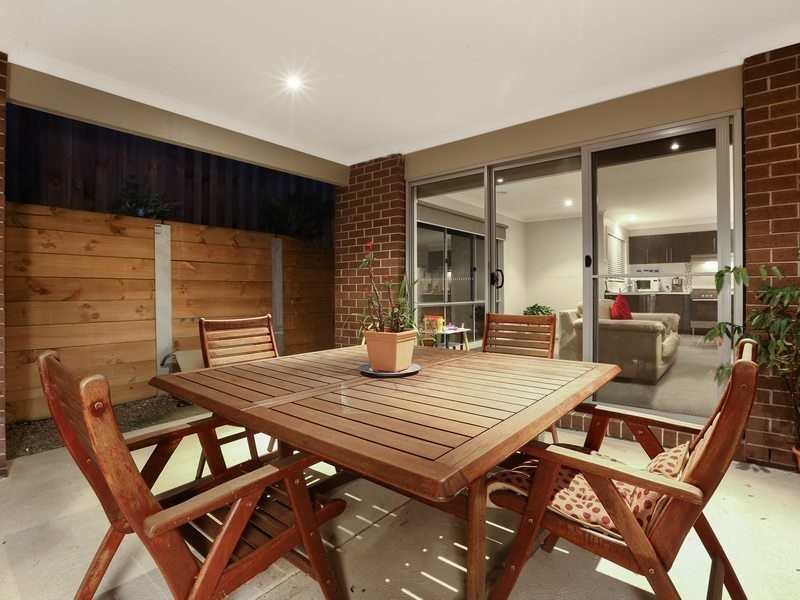 6 Sefton Grange, Mount Martha VIC 3934