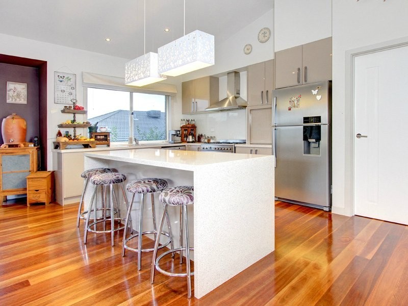 8 Bareena Court, Mornington VIC 3931