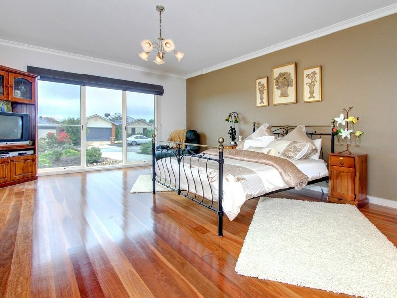 8 Bareena Court, Mornington VIC 3931