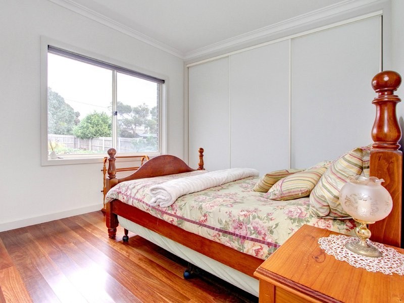 8 Bareena Court, Mornington VIC 3931