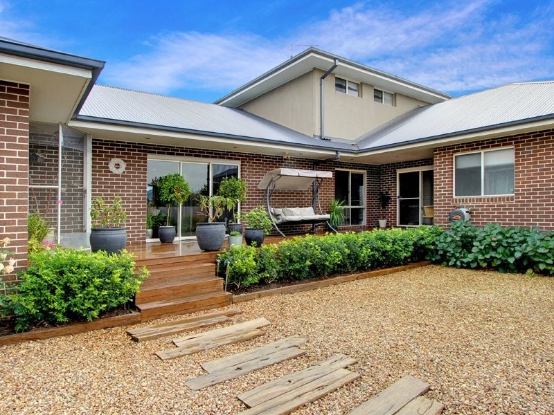 8 Bareena Court, Mornington VIC 3931