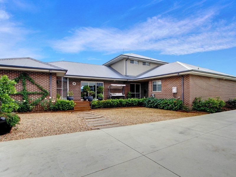 8 Bareena Court, Mornington VIC 3931