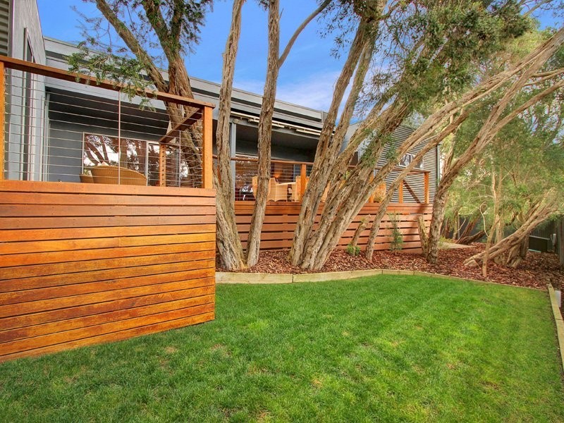 26 Charles Street, Rye VIC 3941