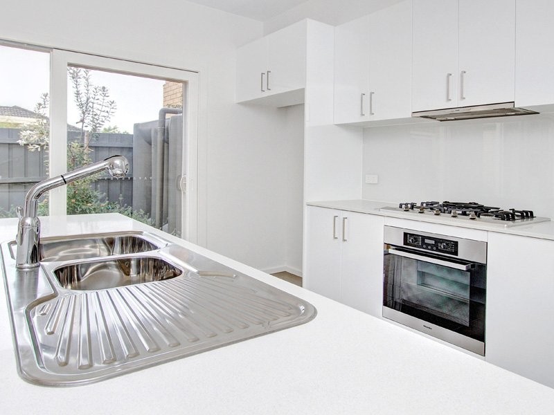 2 /25 Empire Street, Mornington VIC 3931