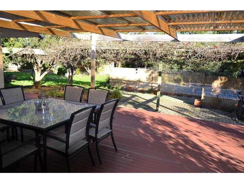 28 Green Island Avenue, Mount Martha VIC 3934